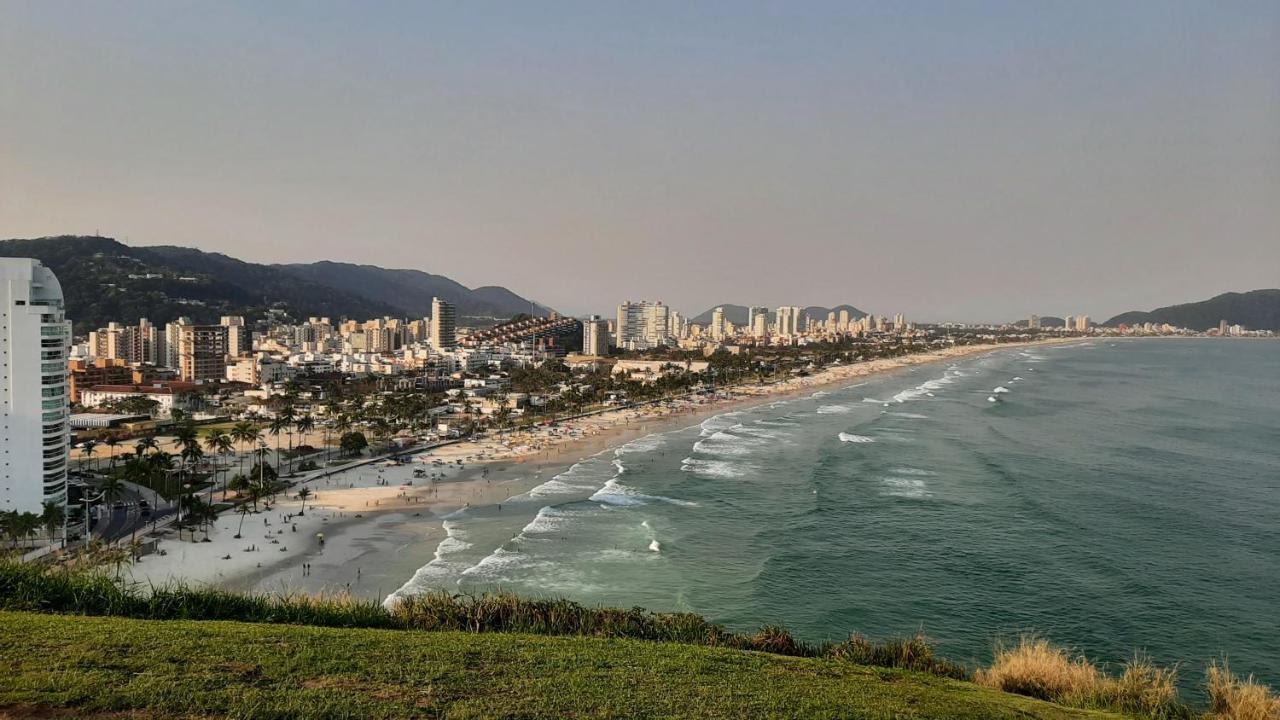 Lindo Apartamento Enseada กัวรูจา ภายนอก รูปภาพ