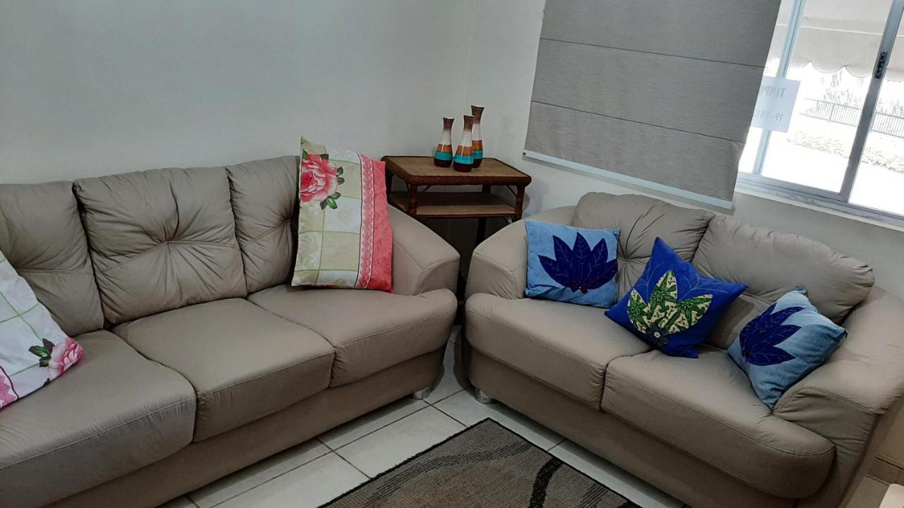 Lindo Apartamento Enseada กัวรูจา ภายนอก รูปภาพ